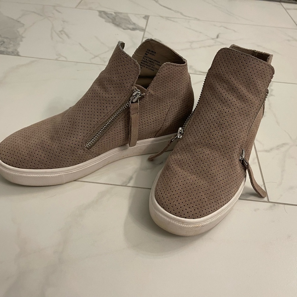 Steve Madden high top sneakers